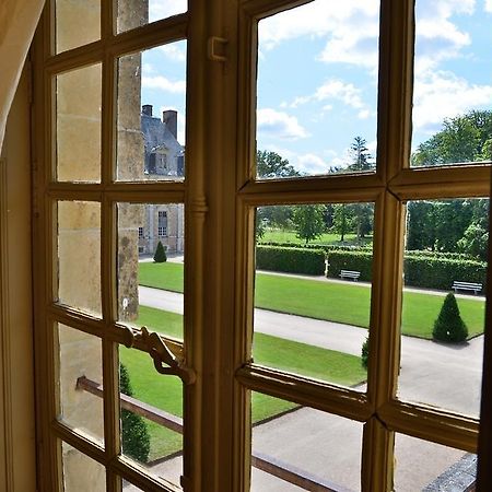 Bed and breakfast Chateau De La Ferte Saint Aubin Extérieur photo