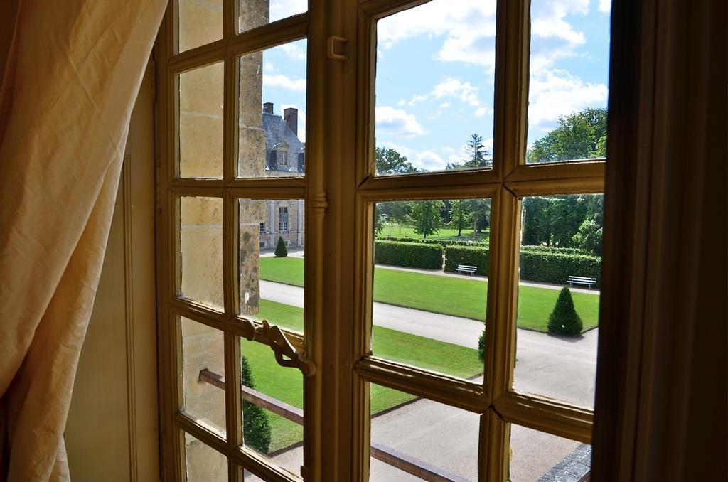 Bed and breakfast Chateau De La Ferte Saint Aubin Extérieur photo